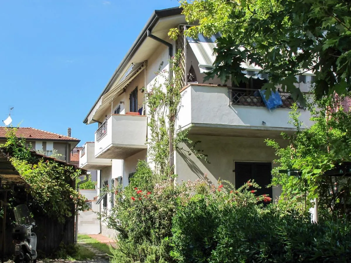 Apartment Ilaria 2 By Interhome Marina di Massa