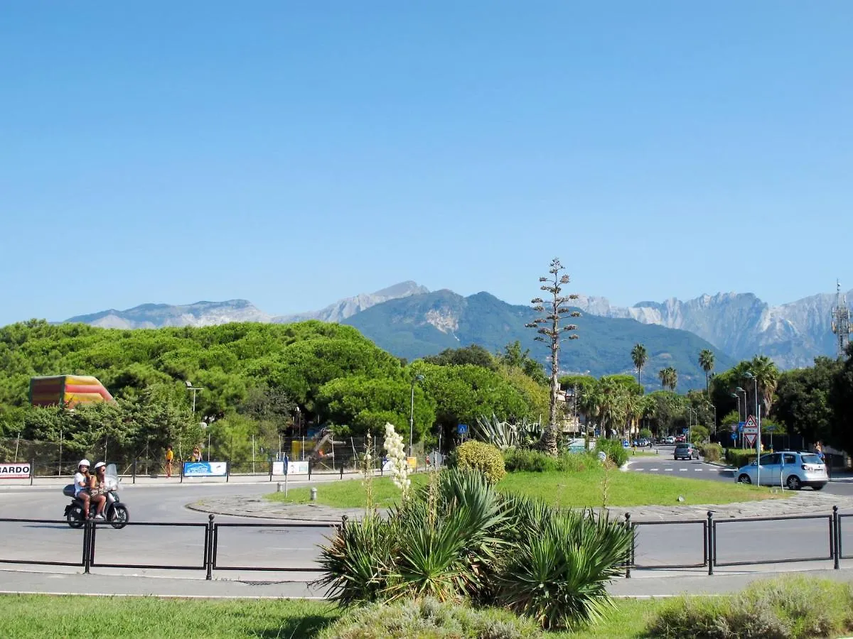 Apartment Ilaria 2 By Interhome Marina di Massa Italy