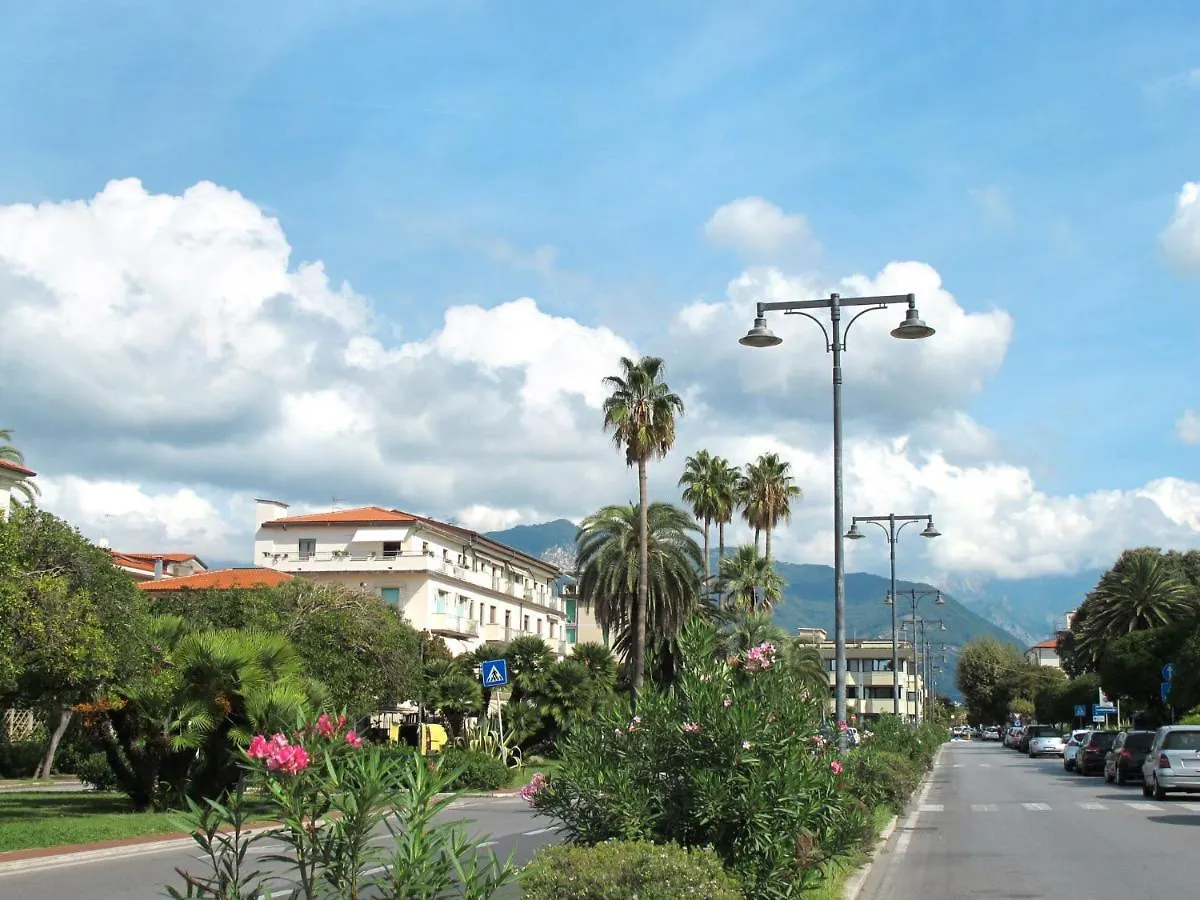 Apartment Ilaria 2 By Interhome Marina di Massa